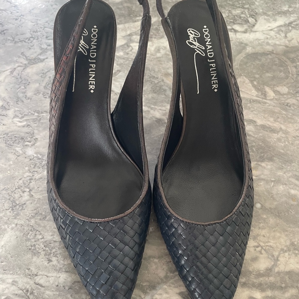 Donald J. Pliner 8 Blue Slingback Heels